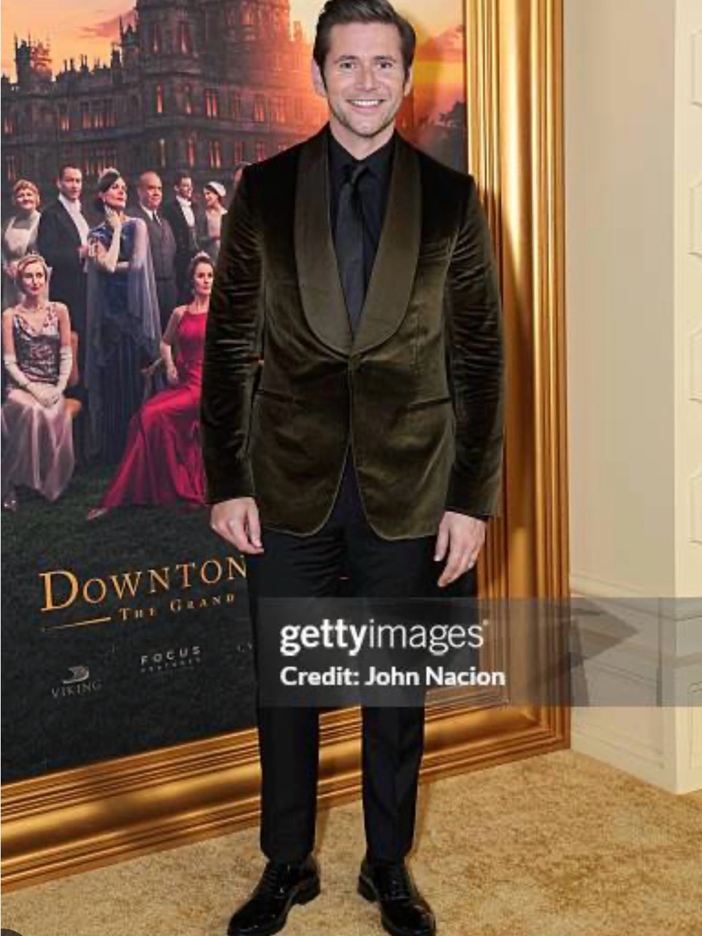 Paul Smith Olive Green Velvet Shawl-Collar Blazer